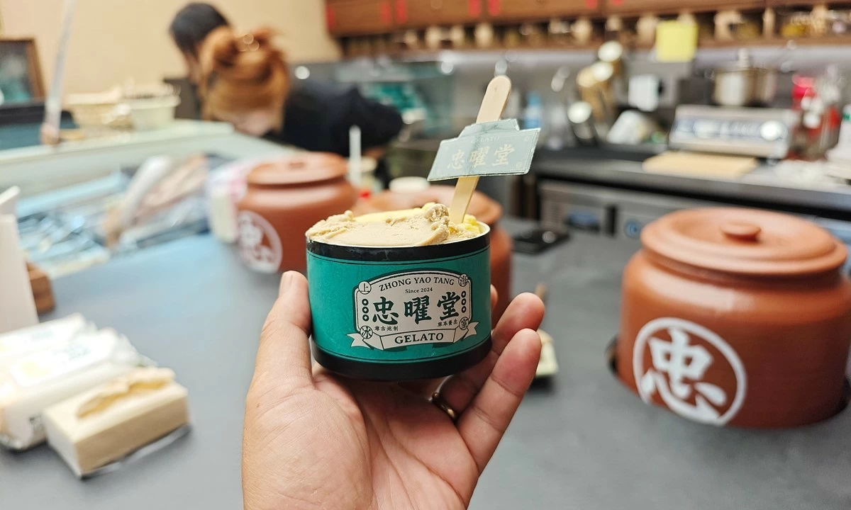 Vì sao Kem hương vị Đông y gây sốt trên mạng xã hội Trung Quốc? Kem hương vị Đông y bất ngờ gây sốt trên mạng xã hội Trung Quốc
