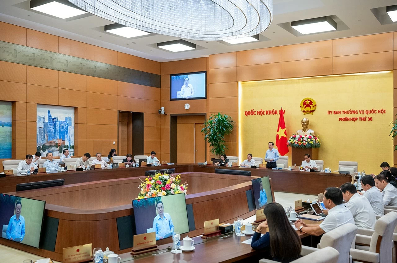 Khai mạc kỳ họp 36 Ủy ban Thường vụ Quốc hội: Thảo luận 3 dự án Luật, chất vấn và trả lời chất vấn; phê chuẩn bổ nhiệm Đại sứ Hôm nay 21/8, Ủy ban Thường vụ Quốc hội tổ chức hoạt động chất vấn và trả lời chất vấn