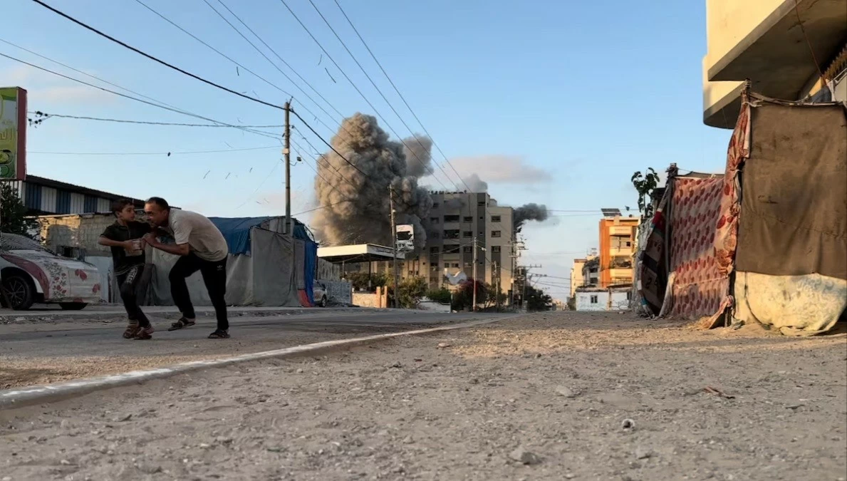 Tình hình ở Gaza: Chưa chắc ngừng bắn sau khi thả con tin, Ngoại trưởng Mỹ đến Ai Cập tiếp tục 'đốc thúc' Tình hình ở Gaza: Chưa chắc ngừng bắn sau khi thả con tin, Ngoại trưởng Mỹ đến Ai Cập tiếp tục 'đốc thúc'