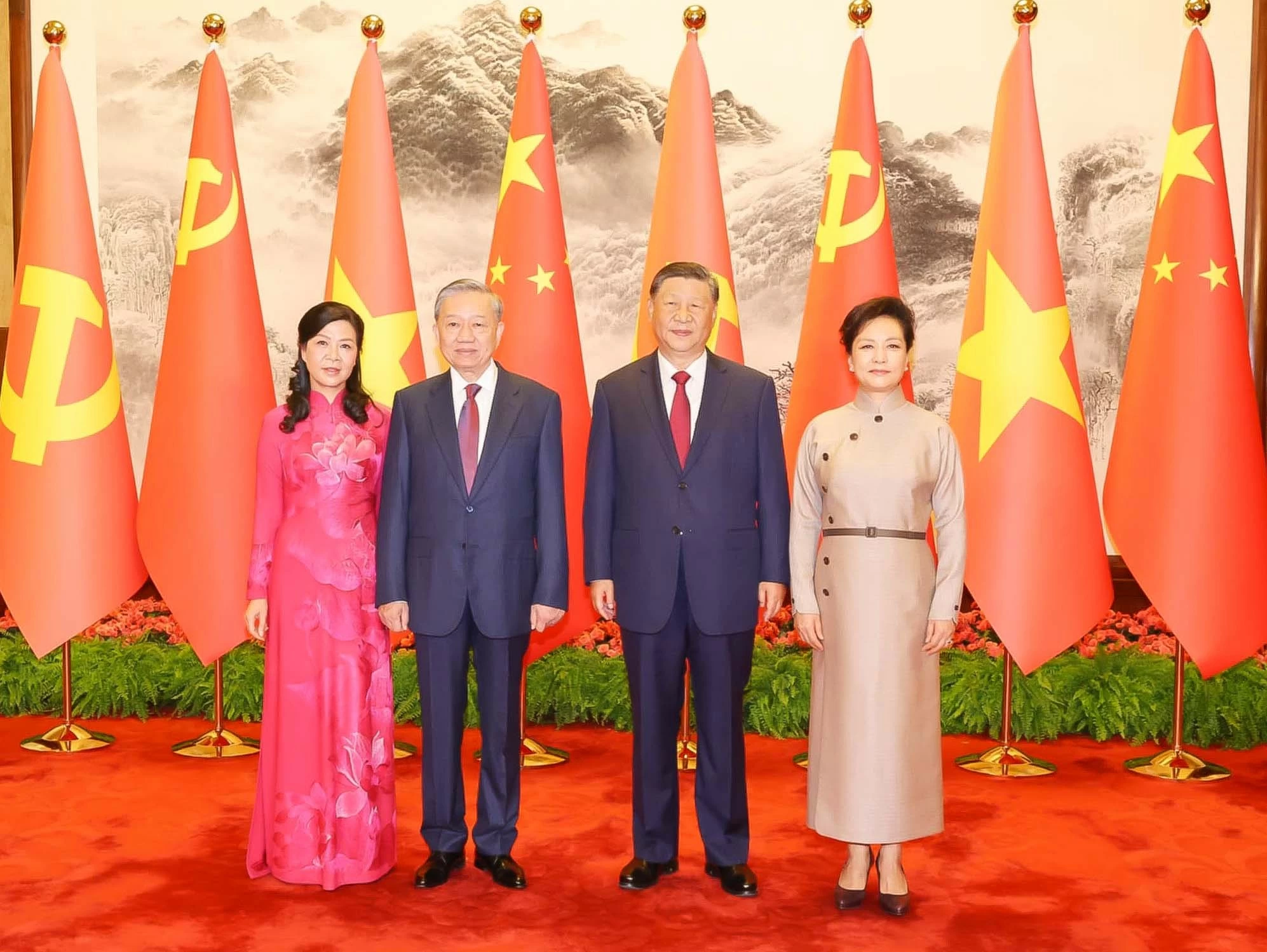 Tổng Bí thư, Chủ tịch nước Tô Lâm và Phu nhân thăm Trung Quốc: Hoạt động đối ngoại đặc biệt quan trọng giữa Việt Nam và Trung Quốc Tổng Bí thư, Chủ tịch nước Tô Lâm và Phu nhân thăm Trung Quốc: Hoạt động đối ngoại đặc biệt quan trọng giữa Việt Nam và Trung Quốc