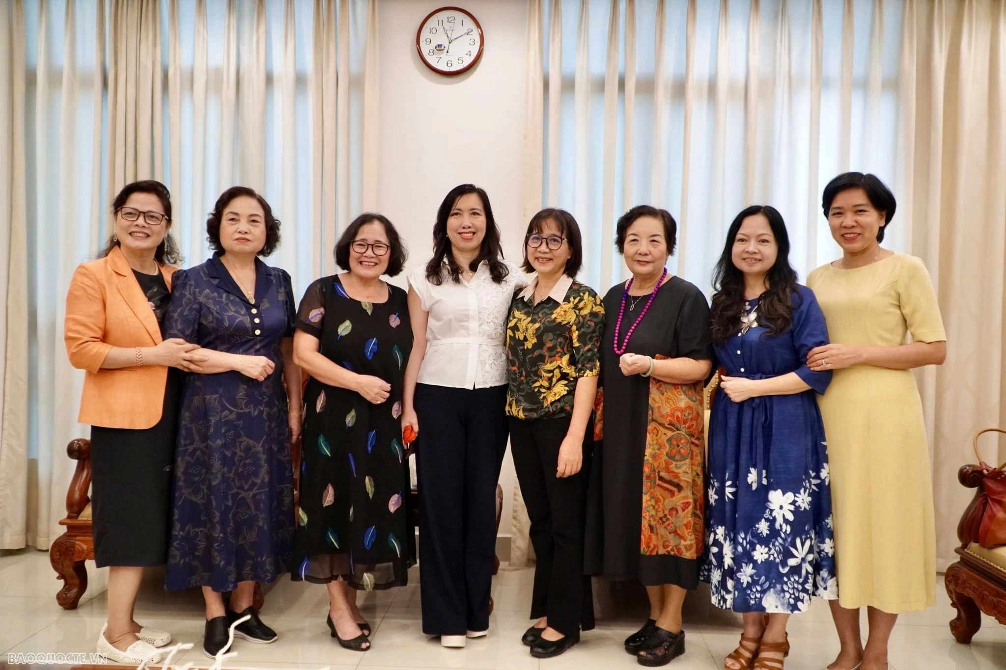 Các đại biểu chụp ảnh lưu niệm. (Ảnh: Tuấn Việt) Các đại biểu chụp ảnh lưu niệm. (Ảnh: Tuấn Việt)