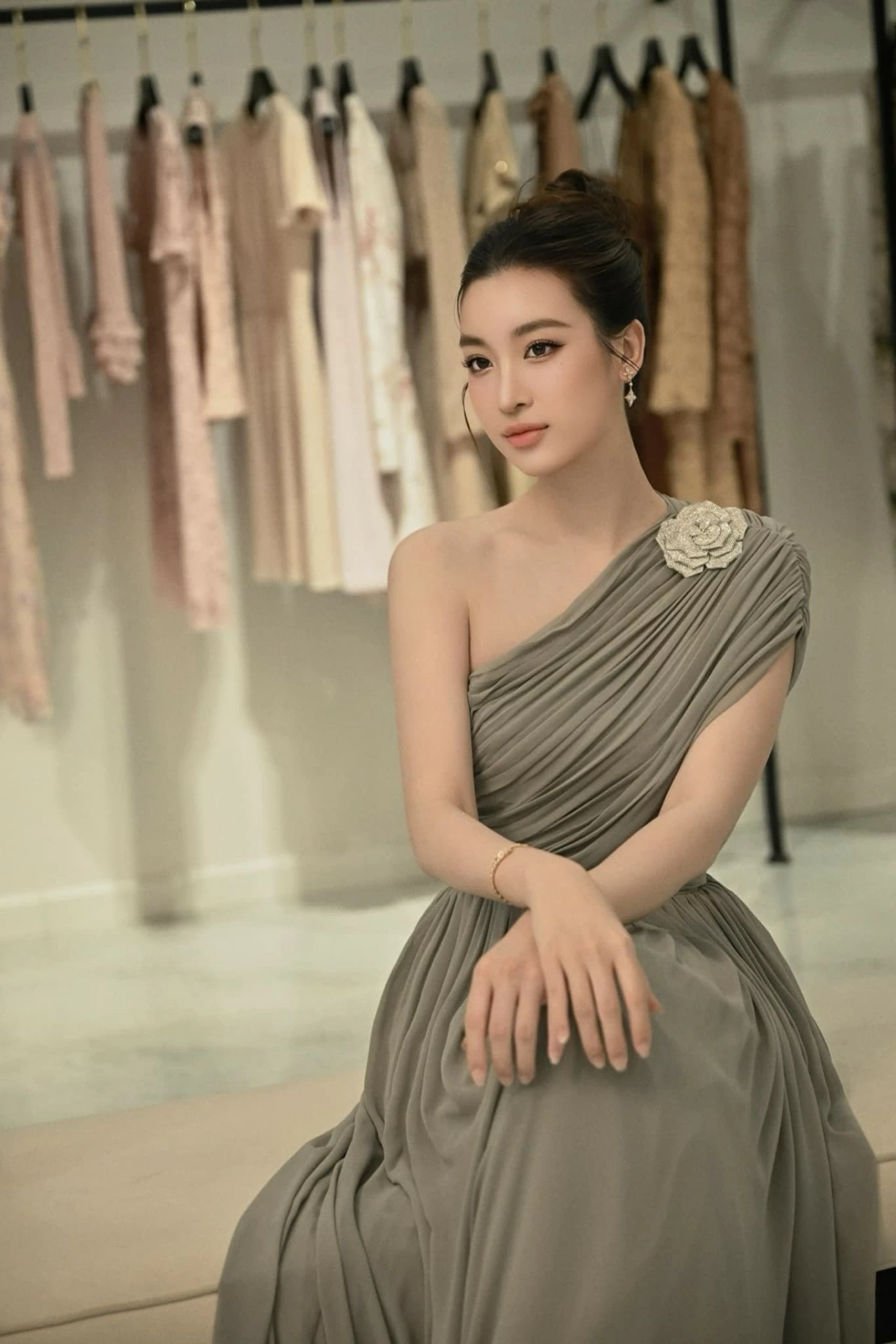 Hoa hậu Đỗ Mỹ Linh Hoa hậu Đỗ Mỹ Linh