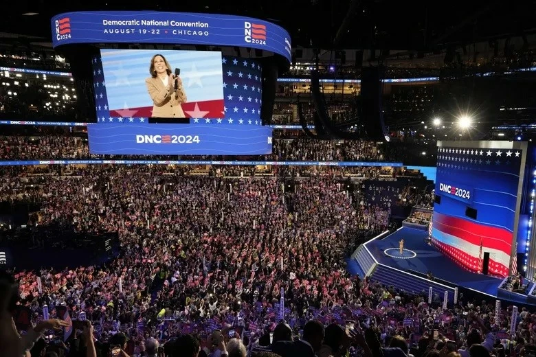 Bầu cử Mỹ 2024: Bà Harris chính thức có 'danh phận' mới, đảng Dân chủ 'tận hưởng' không khí lạc quan hứng khởi từ hy vọng Bầu cử Mỹ 2024: Bà Harris chính thức có 'danh phận' mới, đảng Dân chủ 'tận hưởng' không khí lạc quan hứng khởi từ hy vọng