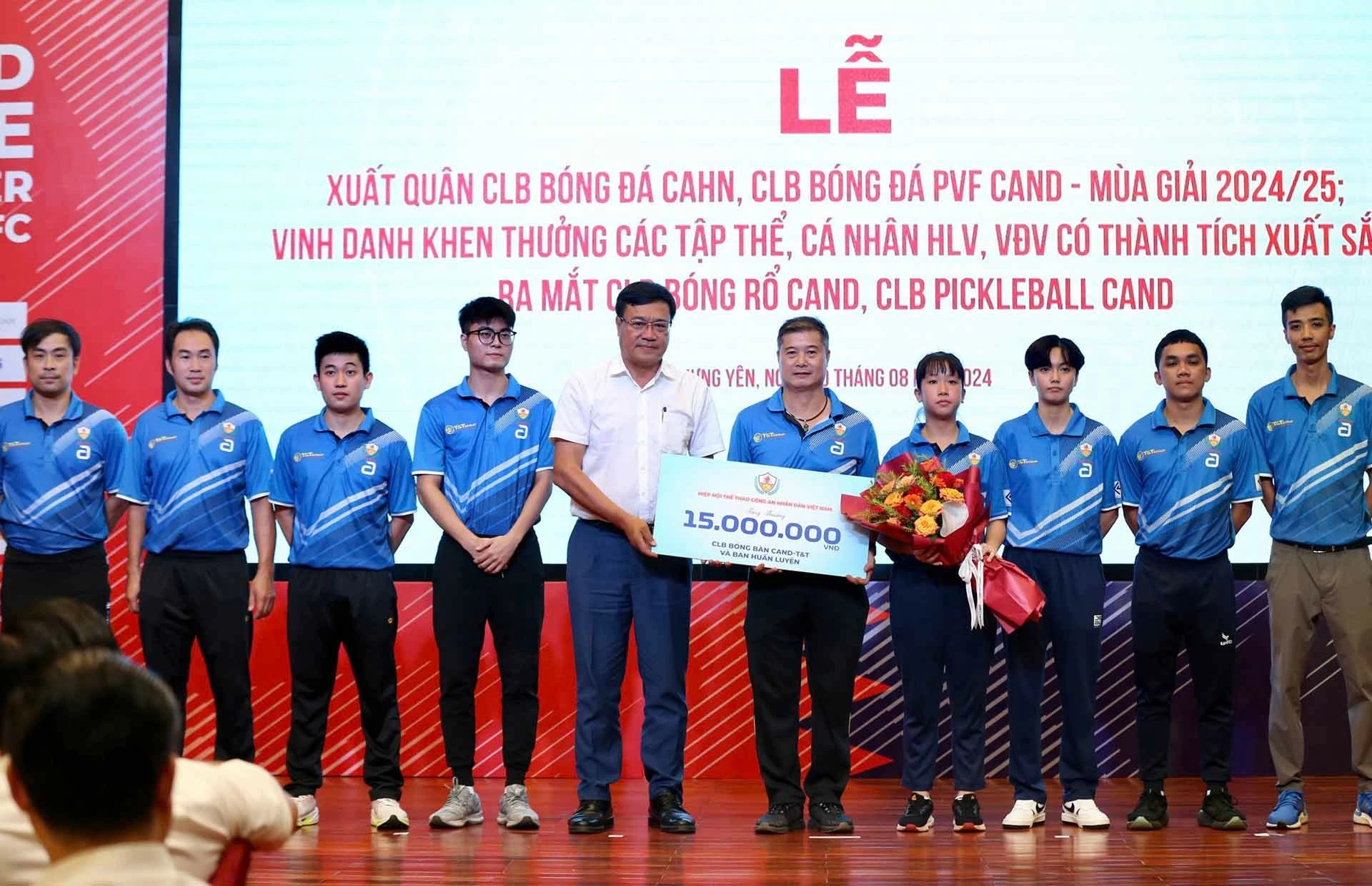 Đóng góp hiệu quả cho thể thao Công an Nhân dân, Tập đoàn T&T Group được vinh danh Đóng góp hiệu quả cho thể thao Công an Nhân dân, Tập đoàn T&T Group được vinh danh