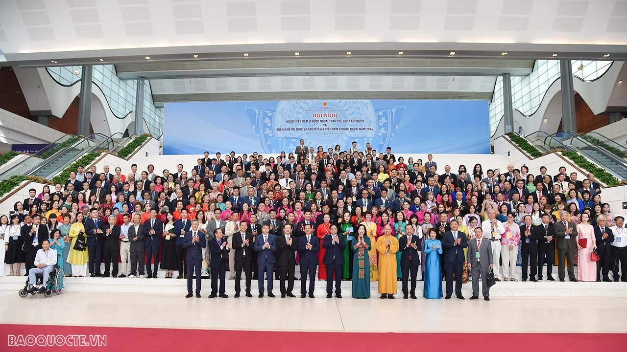 Khai mạc Hội nghị người Việt Nam ở nước ngoài toàn thế giới lần thứ 4 và Diễn đàn Trí thức, chuyên gia Việt Nam ở nước ngoài Khai mạc Hội nghị người Việt Nam ở nước ngoài toàn thế giới lần thứ 4 và Diễn đàn Trí thức, chuyên gia Việt Nam ở nước ngoài