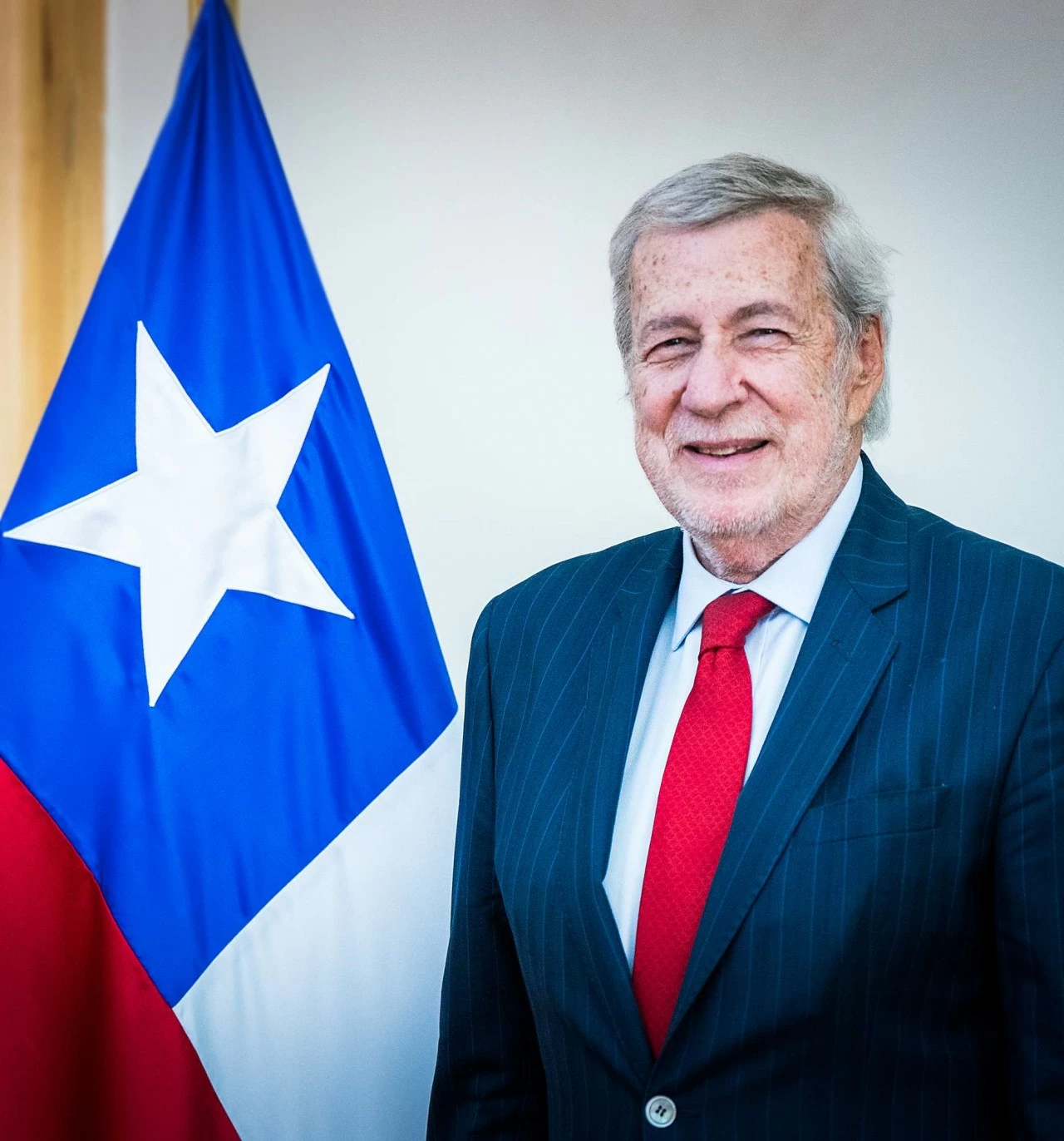 Bộ trưởng Ngoại giao Cộng hòa Chile Alberto Van Klaveren sắp thăm chính thức Việt Nam Bộ trưởng Ngoại giao Cộng hòa Chile Alberto Van Klaveren sắp thăm chính thức Việt Nam