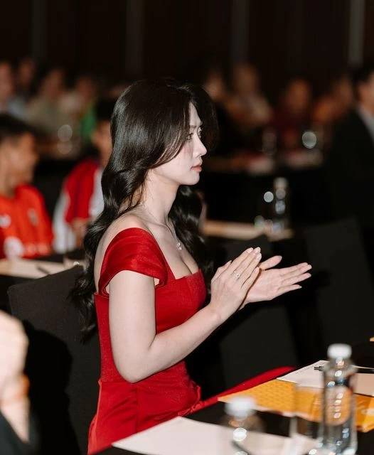 diễn viên Lê Bống khoe nhan sắc ngọt ngào diễn viên Lê Bống khoe nhan sắc ngọt ngào