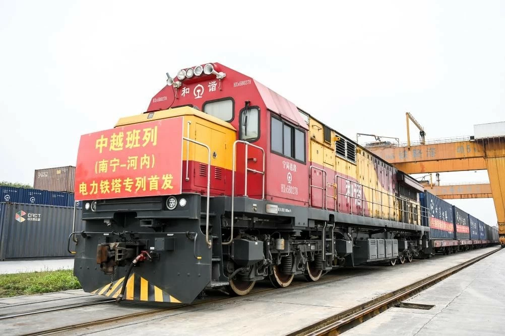 Thủ tướng Trung Quốc Lý Cường thăm Việt Nam: Củng cố tin cậy chính trị, đưa hợp tác thực chất đi vào chiều sâu Thủ tướng Trung Quốc Lý Cường thăm Việt Nam: Củng cố tin cậy chính trị, đưa hợp tác thực chất đi vào chiều sâu
