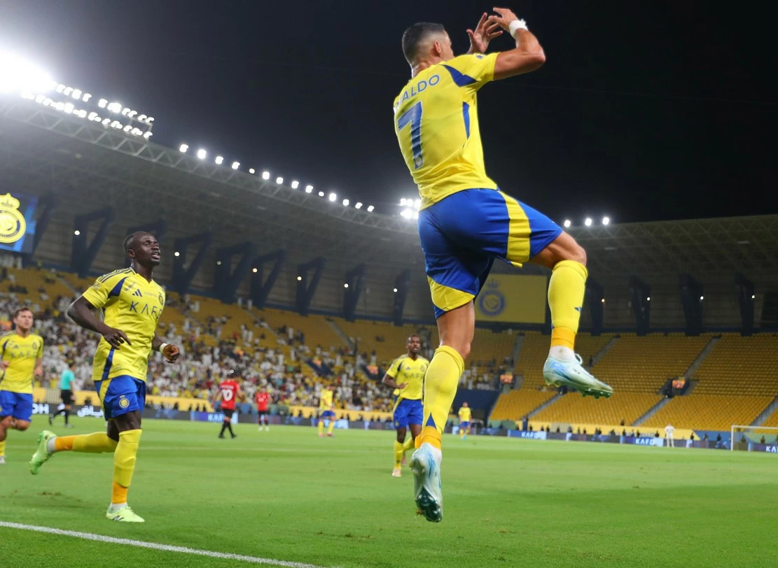 Saudi Pro League 2024/25: Hình ảnh trận đấu Ronaldo ghi bàn, Al-Nassr hòa Al Raed Saudi Pro League 2024/25: Hình ảnh trận đấu Ronaldo ghi bàn, Al-Nassr hòa Al Raed
