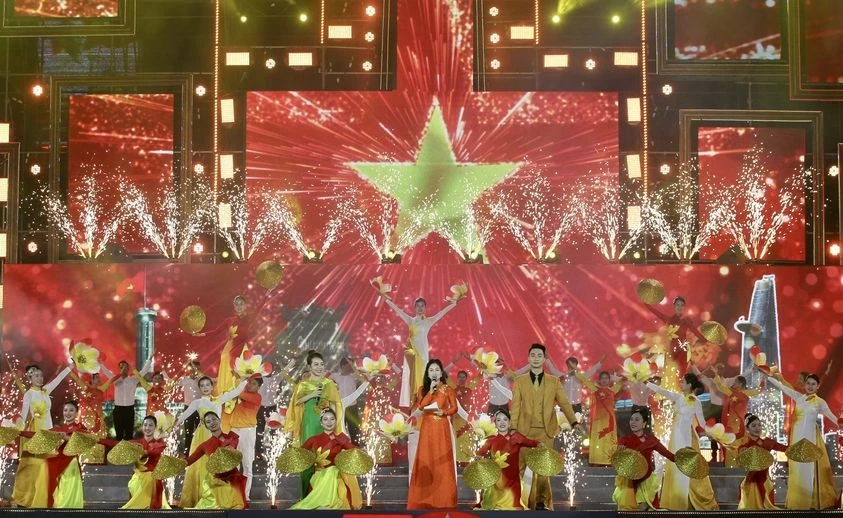 Bế mạc chương trình 'Những ngày Hà Nội tại TP. Hồ Chí Minh' Bế mạc chương trình 'Những ngày Hà Nội tại TP. Hồ Chí Minh'