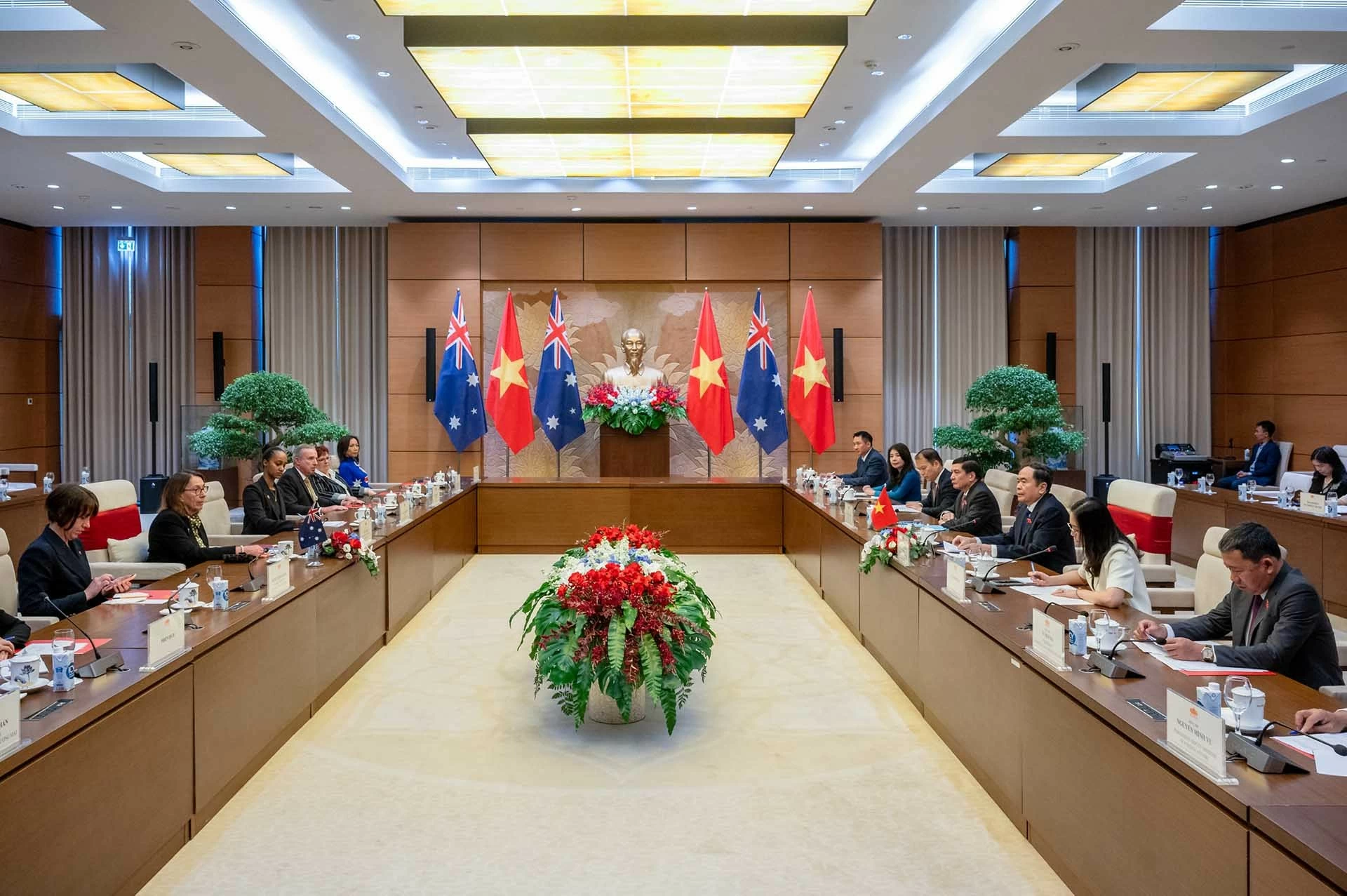 Hợp tác giữa Quốc hội Việt Nam và Nghị viện Australia không ngừng được mở rộng và đi vào thực chất Hợp tác giữa Quốc hội Việt Nam và Nghị viện Australia không ngừng được mở rộng và đi vào thực chất