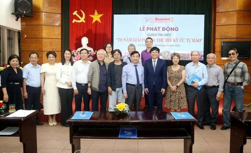 Cuộc thi viết "Kỷ niệm 70 năm Giải phóng Thủ đô: Ký ức tự hào” Cuộc thi viết "Kỷ niệm 70 năm Giải phóng Thủ đô: Ký ức tự hào”