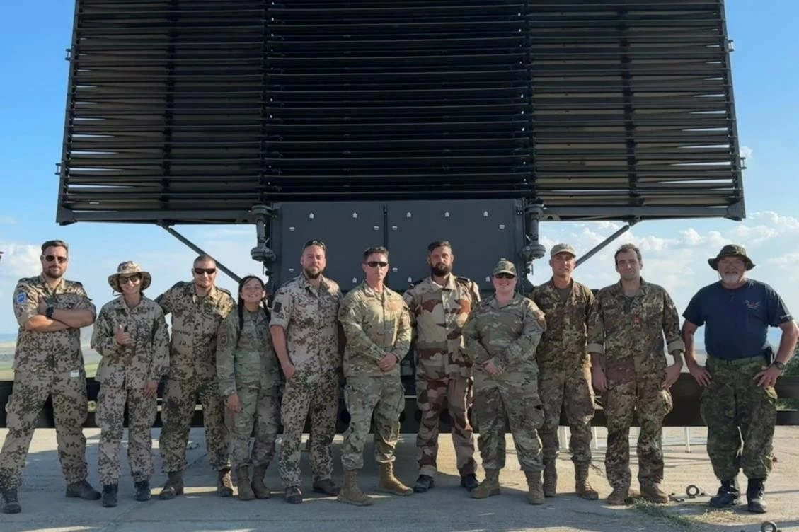 NATO đưa một trong những radar tầm xa nhất đến quốc gia 'sát vách' Ukraine NATO đưa một trong những radar tầm xa nhất đến quốc gia 'sát vách' Ukraine