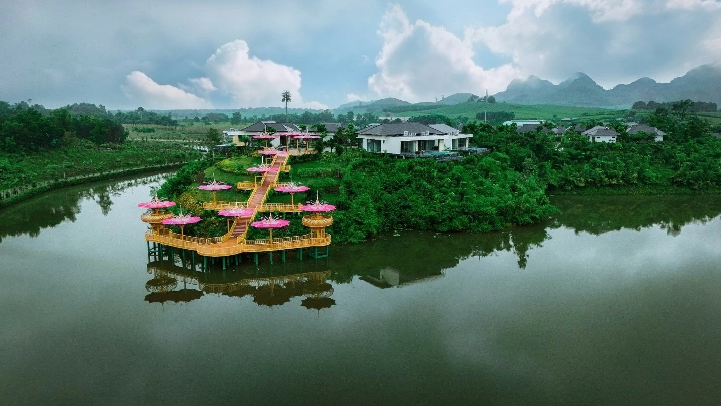 Vùng trời LAMORI bình yên và thơ mộng Vùng trời LAMORI bình yên và thơ mộng