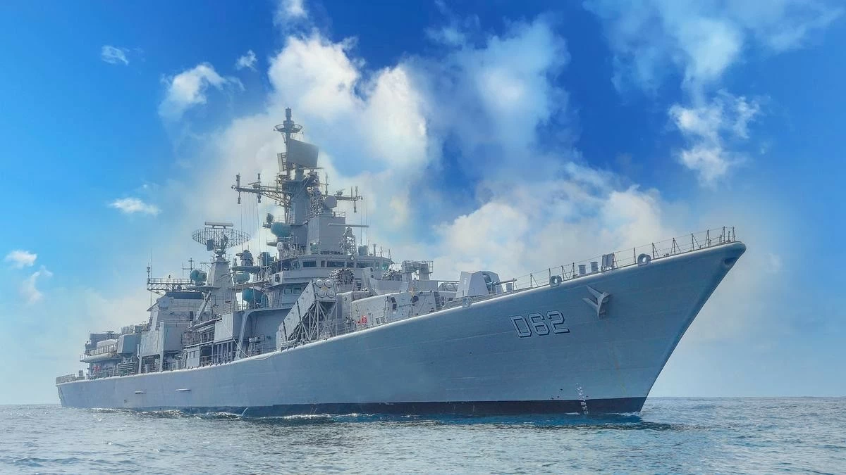 INS Mumbai lần đầu tiên cập cảng ở Sri Lanka trong chuyến thăm từ ngày 26-28/8. (Nguồn: Cao ủy Ấn Độ tại Sri Lanka) INS Mumbai lần đầu tiên cập cảng ở Sri Lanka trong chuyến thăm từ ngày 26-28/8. (Nguồn: Cao ủy Ấn Độ tại Sri Lanka)