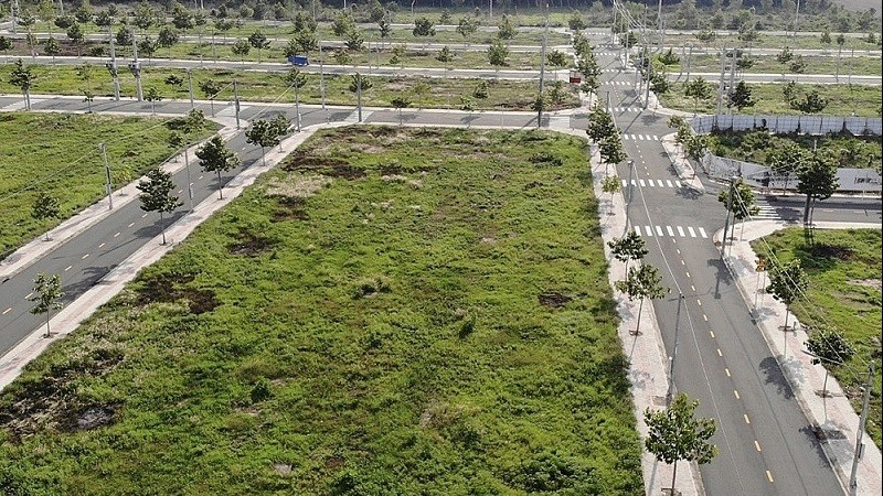 bat dong san moi nhat dat dau gia cao bat thuong do tam ly fomo gia can ho chung cu khong giam du nguon cung tang