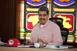 Tổng thống Venezuela Nicolas Maduro 'thay máu' Nội các