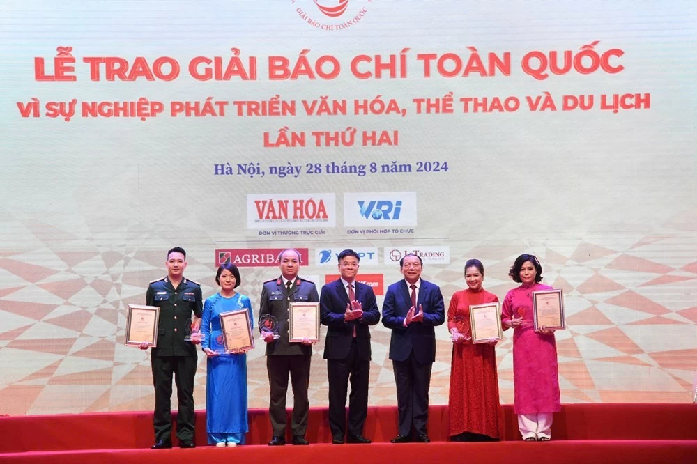 Giải Báo chí toàn quốc ‘Vì sự nghiệp phát triển Văn hóa, Thể thao và Du lịch’ lần thứ II vinh danh 94 tác phẩm xuất sắc nhất Giải Báo chí toàn quốc ‘Vì sự nghiệp phát triển Văn hóa, Thể thao và Du lịch’ lần thứ II vinh danh 94 tác phẩm xuất sắc nhất