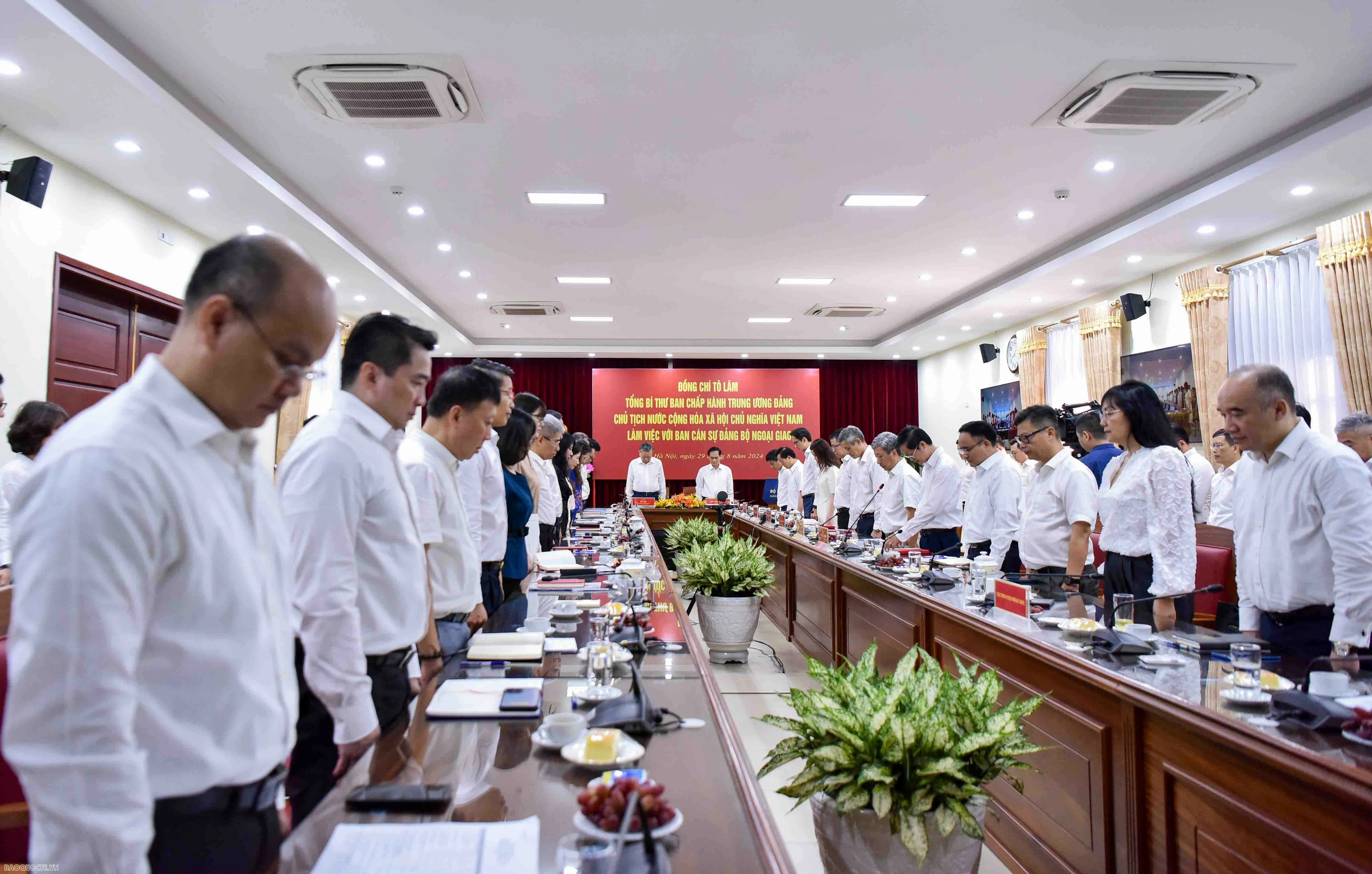 Tổng Bí thư, Chủ tịch nước Tô Lâm làm việc với Ban cán sự đảng Bộ Ngoại giao Tổng Bí thư, Chủ tịch nước: Ngoại giao Việt Nam phải vươn lên những tầm cao mới