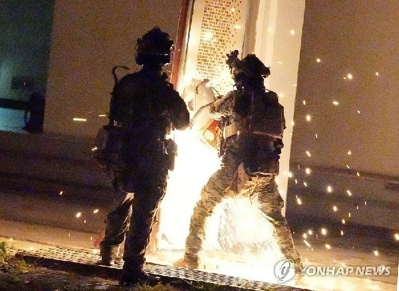 Hàn Quốc nâng cấp hệ thống phòng thủ ứng phó vũ khí Triều Tiên, tập trận tác chiến với Mỹ, một lòng tin tưởng Washington Hàn Quốc nâng cấp hệ thống phòng thủ ứng phó vũ khí Triều Tiên, tập trận tác chiến với Mỹ, một lòng tin tưởng Washington