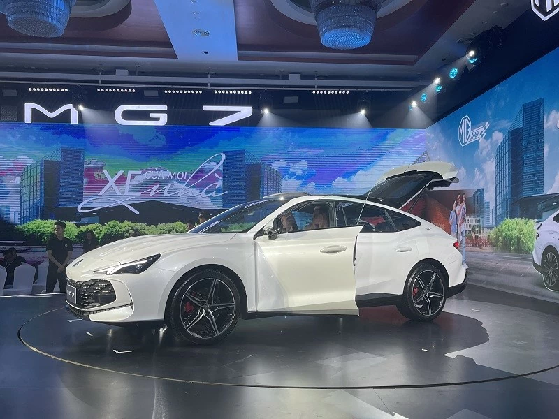 MG7 chính thức ra mắt thị trường Việt Nam, giá từ 738 triệu đồng MG7 chính thức ra mắt thị trường Việt Nam, giá từ 738 triệu đồng