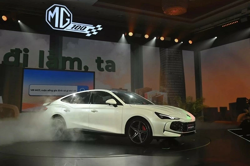 MG7 chính thức ra mắt thị trường Việt Nam, giá từ 738 triệu đồng MG7 chính thức ra mắt thị trường Việt Nam, giá từ 738 triệu đồng