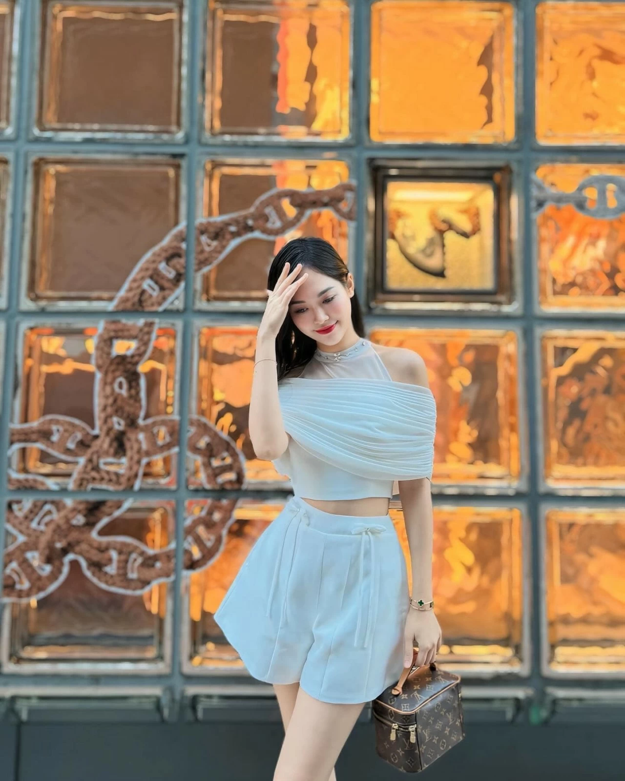 Á hậu Trịnh Thùy Linh Á hậu Trịnh Thùy Linh