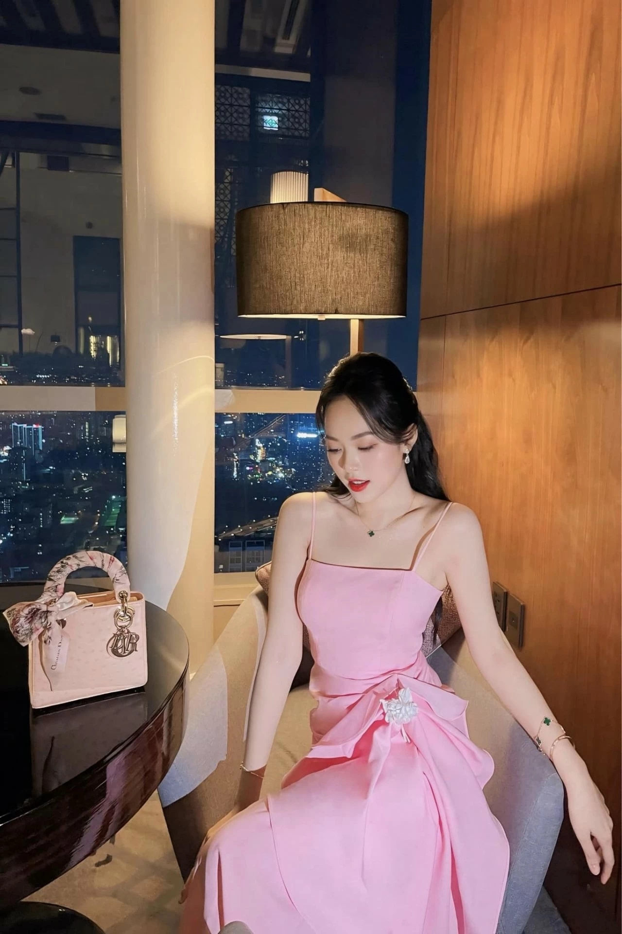 Á hậu Trịnh Thùy Linh Á hậu Trịnh Thùy Linh