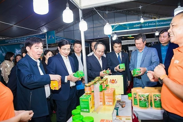 Quảng bá các sản phẩm thế mạnh, sản phẩm đặc trưng của Hà Nội với thế giới Quảng bá các sản phẩm thế mạnh, sản phẩm đặc trưng của Hà Nội với thế giới