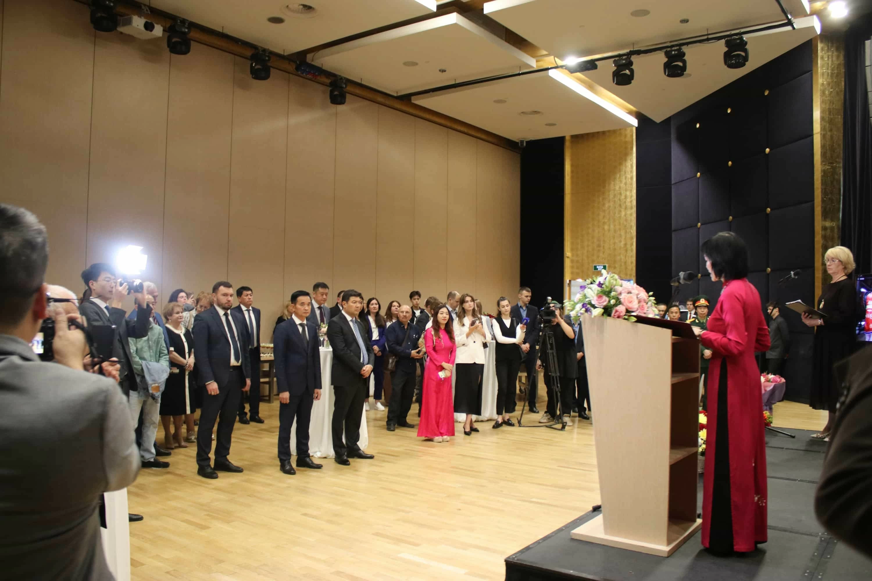 Lễ Kỷ niệm 79 năm Quốc khánh tại Ekaterinburg, Liên bang Nga Lễ Kỷ niệm 79 năm Quốc khánh tại Ekaterinburg, Liên bang Nga