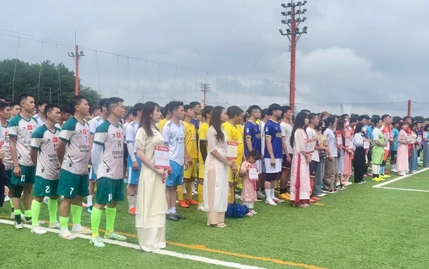 Sôi động Giải bóng đá đồng hương người Việt tại Nhật Sôi động Giải bóng đá đồng hương người Việt tại Nhật