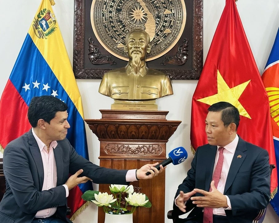 Venezuela ca ngợi những thành tựu vĩ đại của Cách mạng Việt Nam Venezuela ca ngợi những thành tựu vĩ đại của Cách mạng Việt Nam