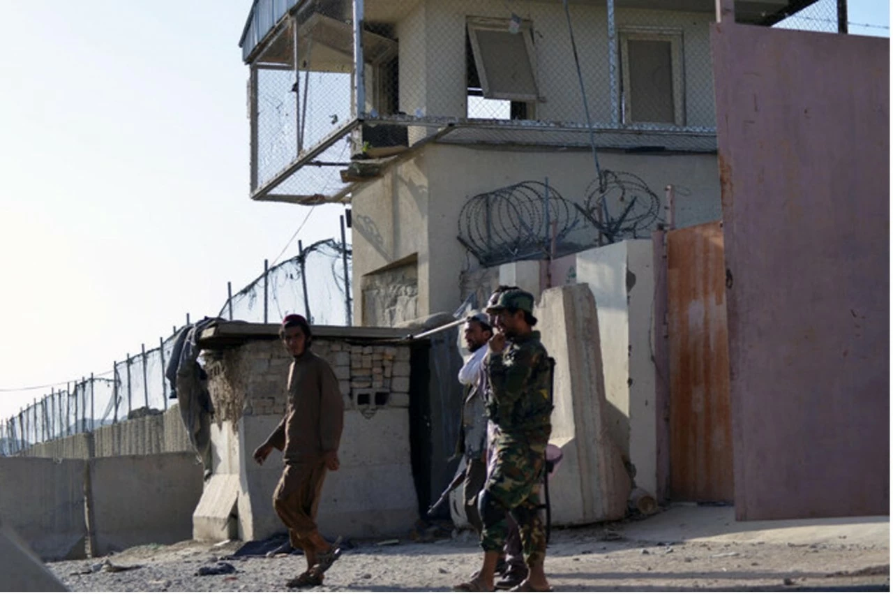 Bộ Nội vụ Afghanistan thông báo về vụ nổ lớn ở thủ đô Kabul Bộ Nội vụ Afghanistan thông báo về vụ nổ lớn ở thủ đô Kabul