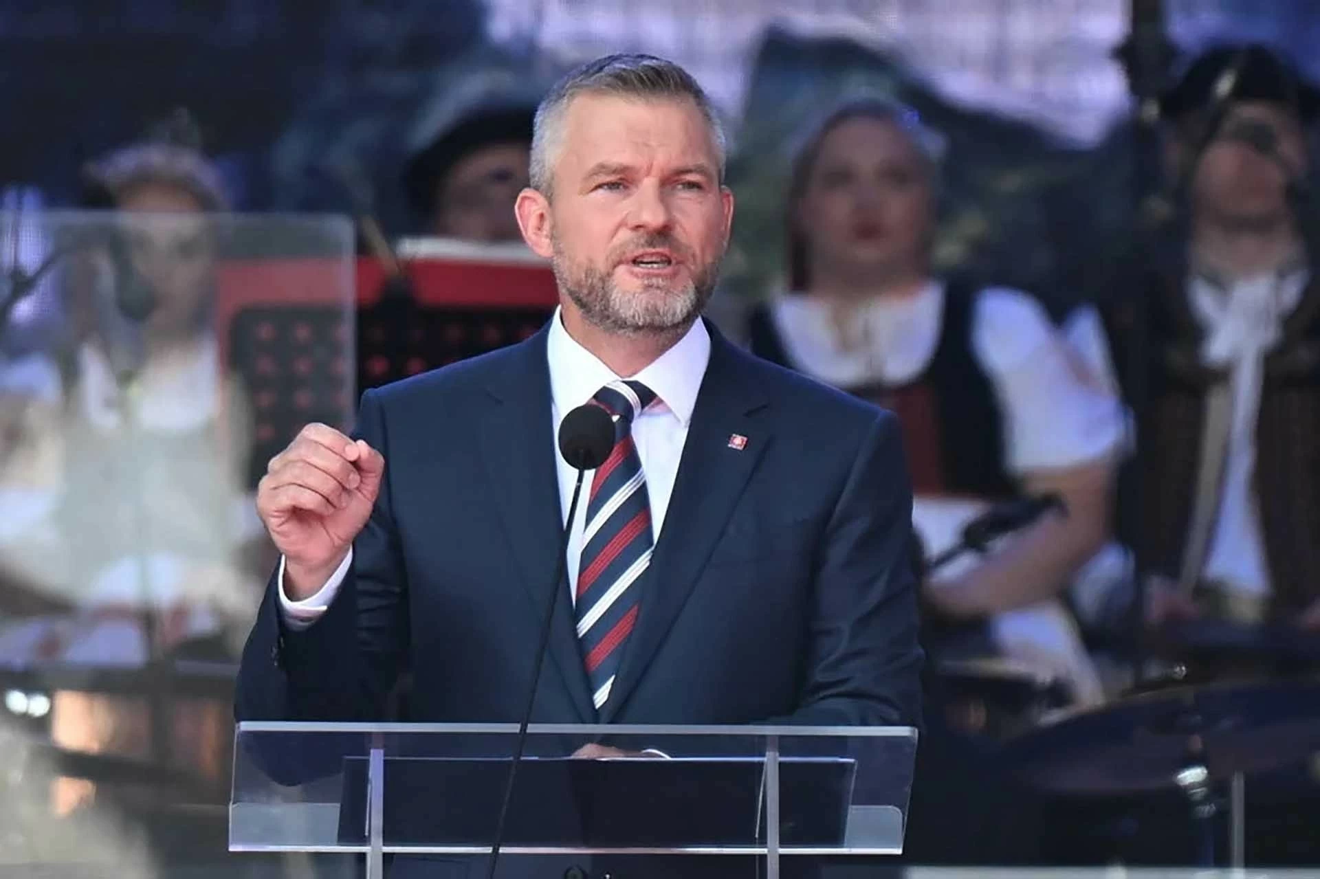 Tổng thống Peter Pellegrini phát biểu tại Lễ kỷ niệm. Tổng thống Peter Pellegrini phát biểu tại Lễ kỷ niệm.