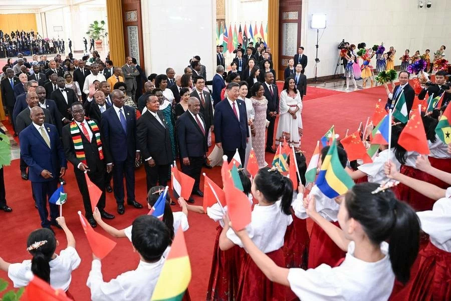 Trung Quốc và loạt bước đi 'vào lòng' châu Phi: Gắn kết bằng việc nâng cấp quan hệ, khẳng định vận mệnh chung Trung Quốc và loạt bước đi 'vào lòng' châu Phi: Gắn kết bằng việc nâng cấp quan hệ, khẳng định vận mệnh chung