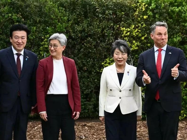 Australia-Nhật Bản bắt tay nhau đưa hợp tác quốc phòng lên tầm cao mới, nhất trí thúc đẩy một loại vũ khí tầm xa Australia-Nhật Bản bắt tay nhau đưa hợp tác quốc phòng lên tầm cao mới, nhất trí thúc đẩy một loại vũ khí tầm xa