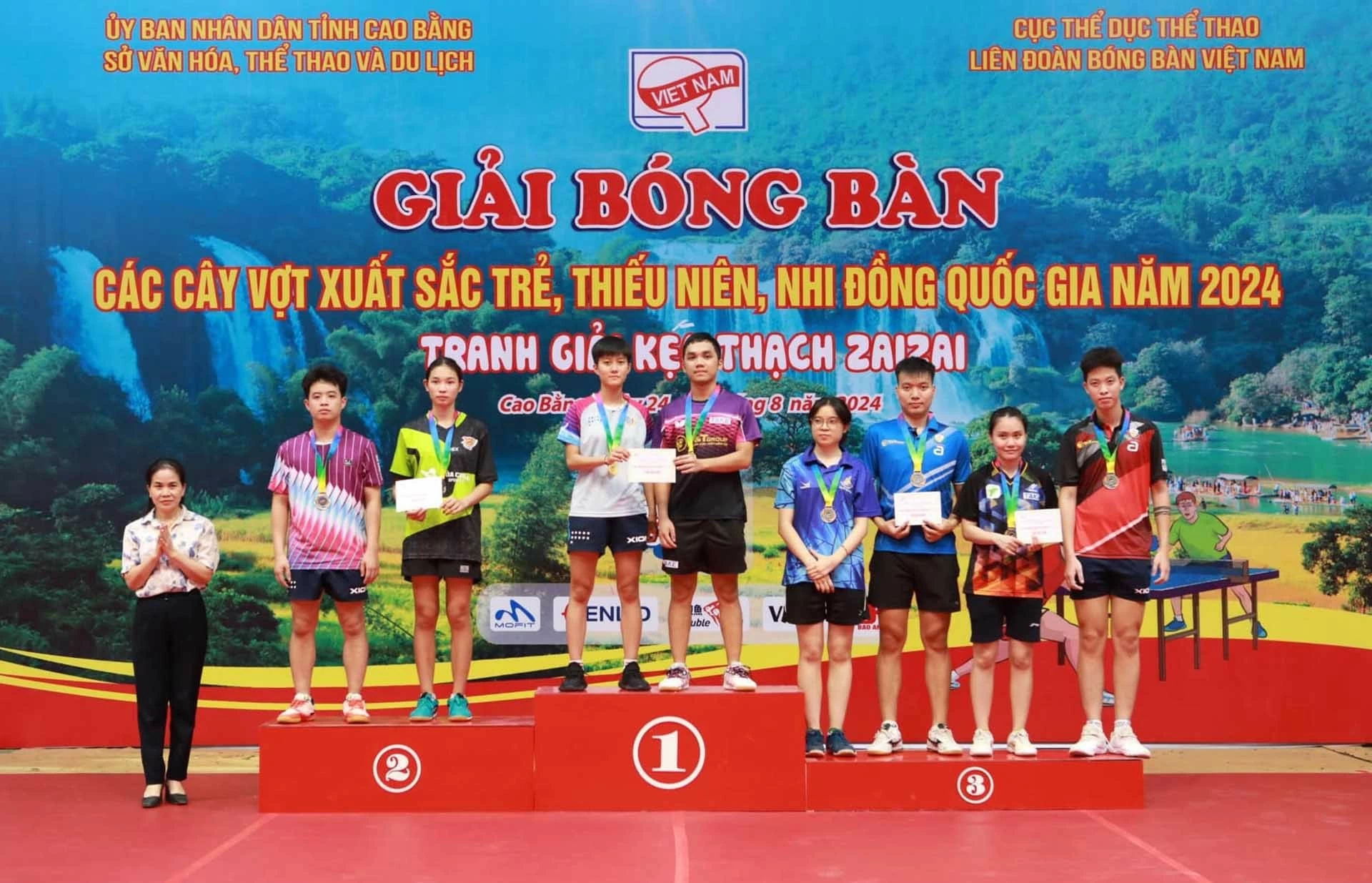 Các cây vợt bóng bàn CAND - T&T thi đấu thăng hoa tại Giải bóng bàn các cây vợt xuất sắc trẻ, thiếu niên, nhi đồng quốc gia năm 2024 Các cây vợt bóng bàn CAND - T&T thi đấu thăng hoa tại Giải bóng bàn các cây vợt xuất sắc trẻ, thiếu niên, nhi đồng quốc gia năm 2024