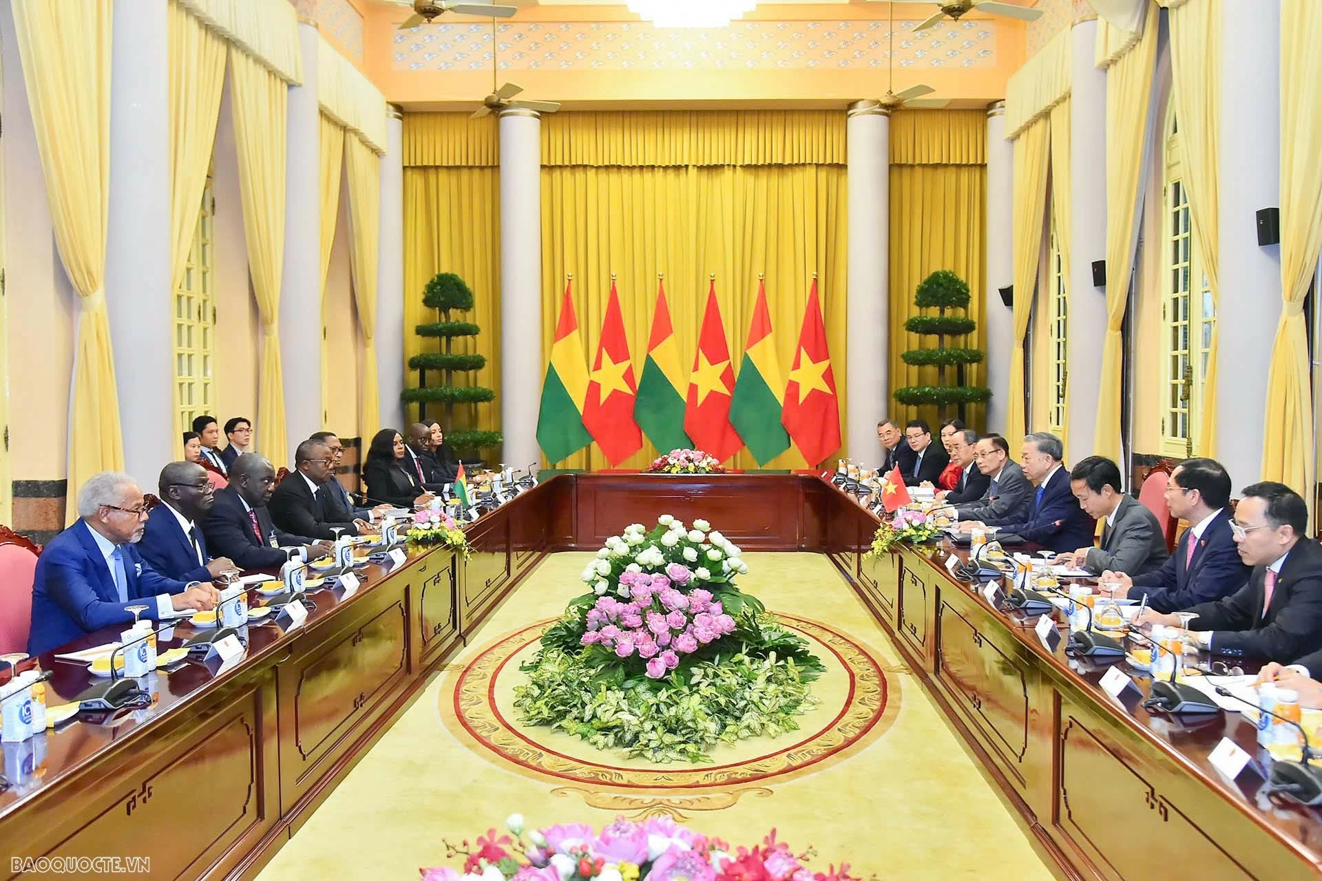 Tổng thống Guinea-Bissau cảm ơn Việt Nam chia kinh nghiệm về phát triển và hội nhập quốc tế Tổng thống Guinea-Bissau cảm ơn Việt Nam chia sẻ kinh nghiệm về phát triển và hội nhập quốc tế
