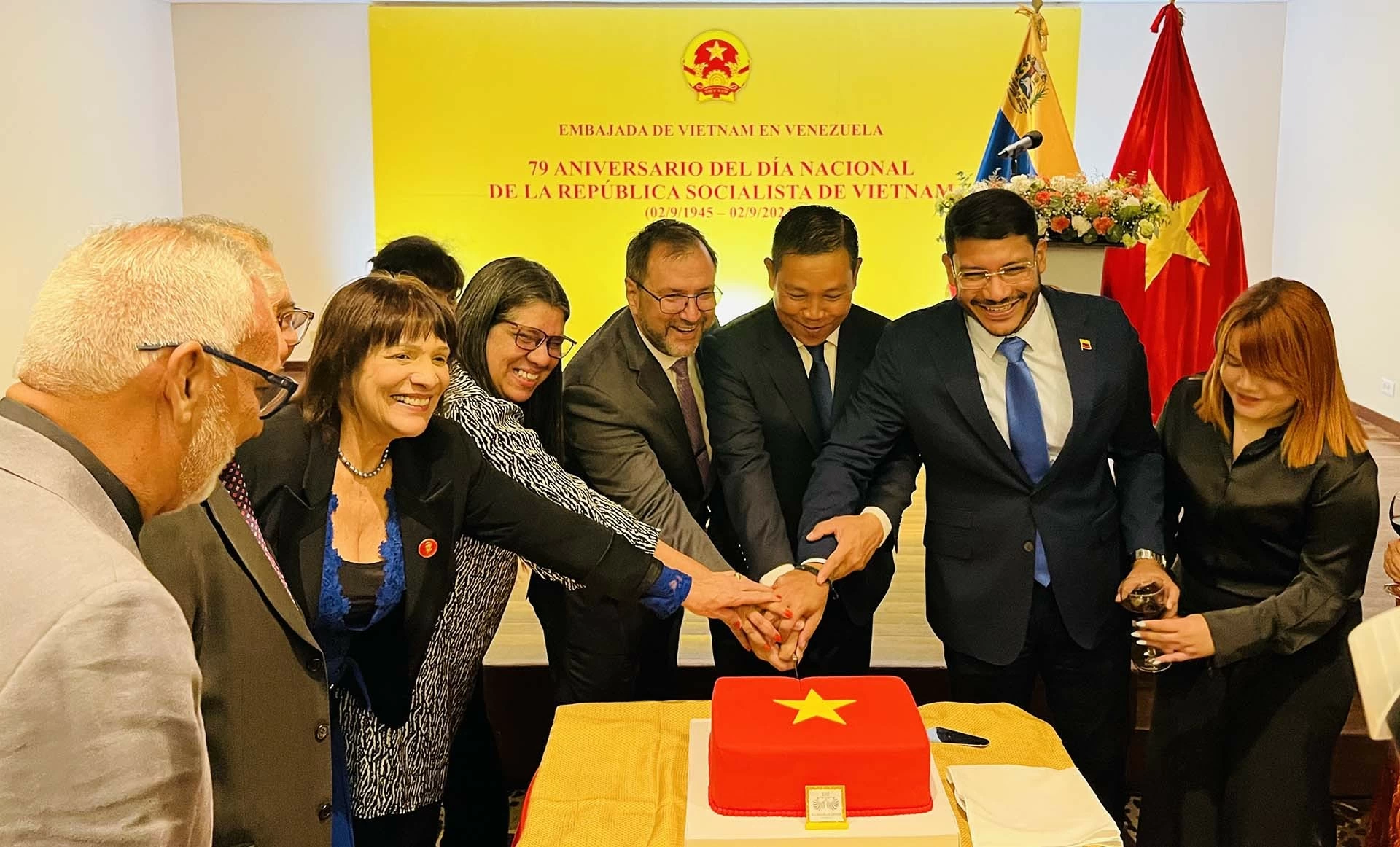 Kỷ niệm 79 năm Quốc khánh Việt Nam tại Venezuela Kỷ niệm 79 năm Quốc khánh Việt Nam tại Venezuela