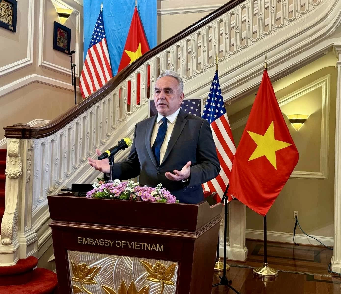 Đại sứ quán Việt Nam tại Mỹ trang trọng kỷ niệm 79 năm Quốc khánh 2/9 Đại sứ quán Việt Nam tại Mỹ trang trọng kỷ niệm 79 năm Quốc khánh 2/9