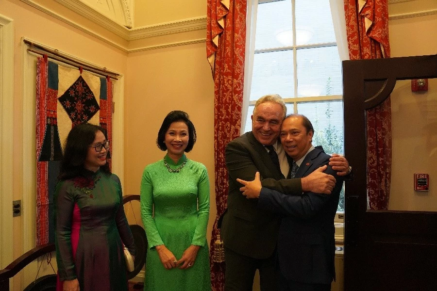 Đại sứ quán Việt Nam tại Mỹ trang trọng kỷ niệm 79 năm Quốc khánh 2/9 Đại sứ quán Việt Nam tại Mỹ trang trọng kỷ niệm 79 năm Quốc khánh 2/9