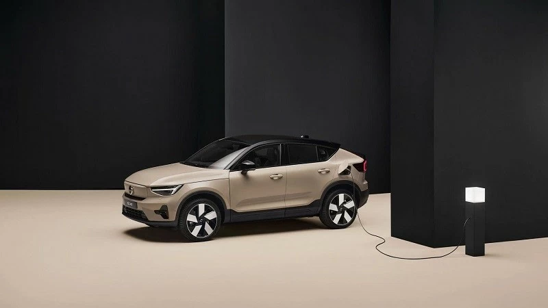 Xe điện Volvo EC40 chính thức cập bến thị trường Việt Nam Xe điện Volvo EC40 chính thức cập bến thị trường Việt Nam