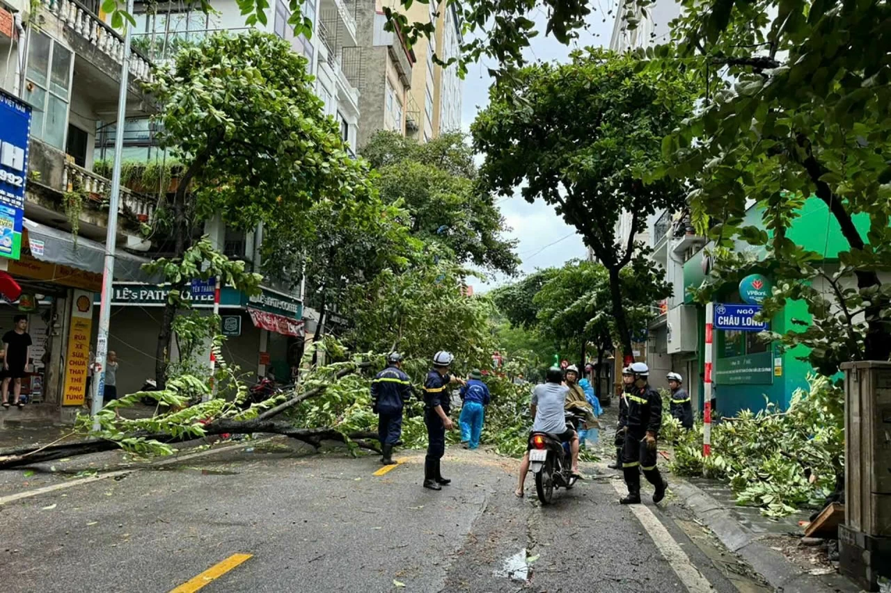 Bão số 3: Hà Nội điều động 1.500 chiến sĩ thực hiện cứu hộ Bão số 3: Hà Nội điều động 1.500 chiến sĩ thực hiện cứu hộ