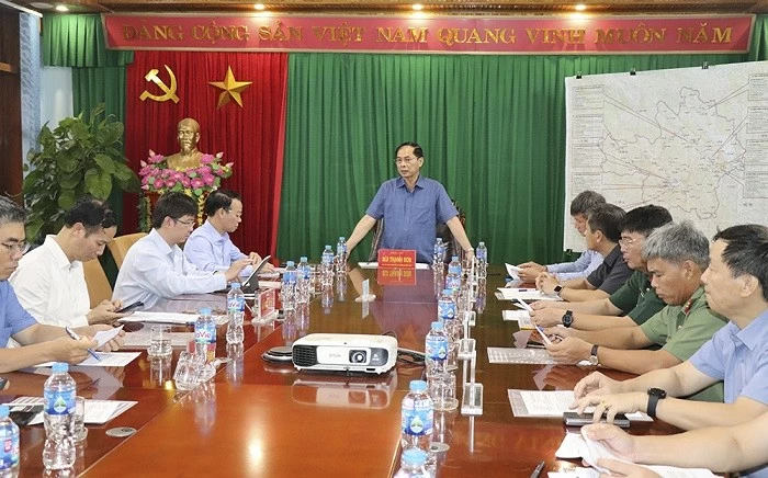 Phó Thủ tướng Bùi Thanh Sơn kiểm tra công tác ứng phó với thiên tai tại Yên Bái Phó Thủ tướng Bùi Thanh Sơn kiểm tra công tác ứng phó với thiên tai tại Yên Bái