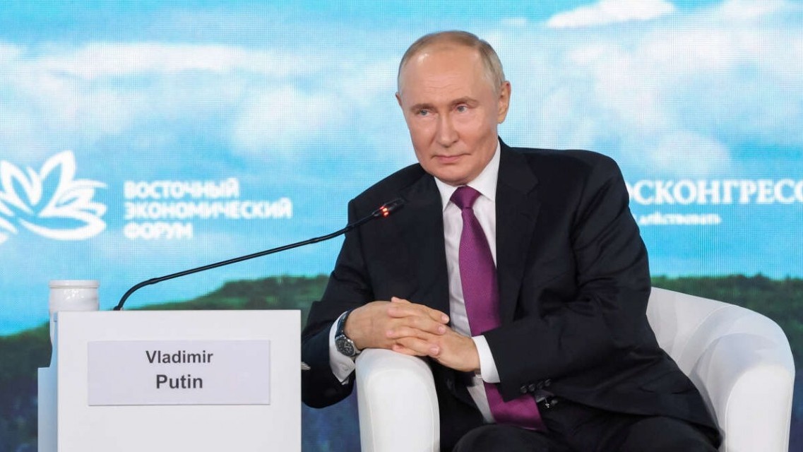 anh an tuong 2 89 tong thong nga putin binh luan ve nu cuoi co tinh lay lan cua ba harris ong trump lap tuc dap khong biet nen lam gi