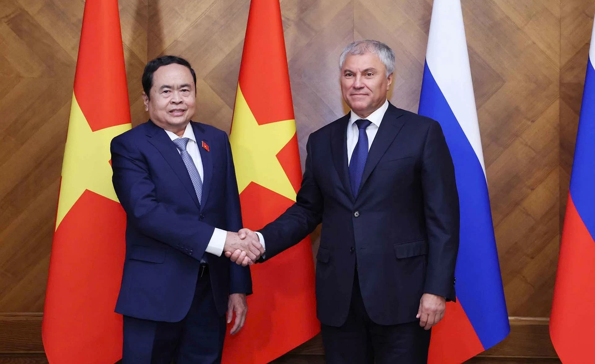 Chủ tịch Quốc hội Trần Thanh Mẫn hội đàm với Chủ tịch Duma Quốc gia Quốc hội Liên bang Nga Chủ tịch Quốc hội Trần Thanh Mẫn hội đàm với Chủ tịch Duma Quốc gia Quốc hội Liên bang Nga