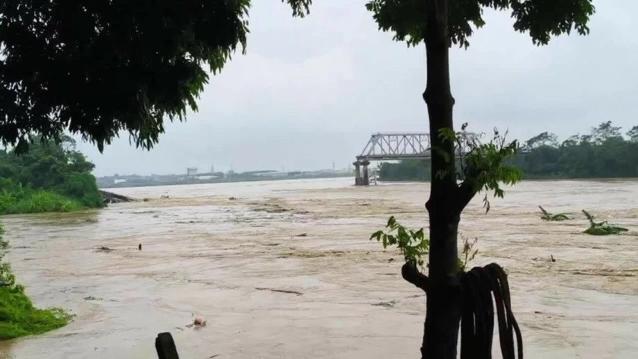 Thông tin chính thức về vụ sập cầu Phong Châu, biện pháp lâu dài bảo đảm an toàn giao thông Thông tin chính thức về vụ sập cầu Phong Châu, biện pháp lâu dài bảo đảm an toàn giao thông