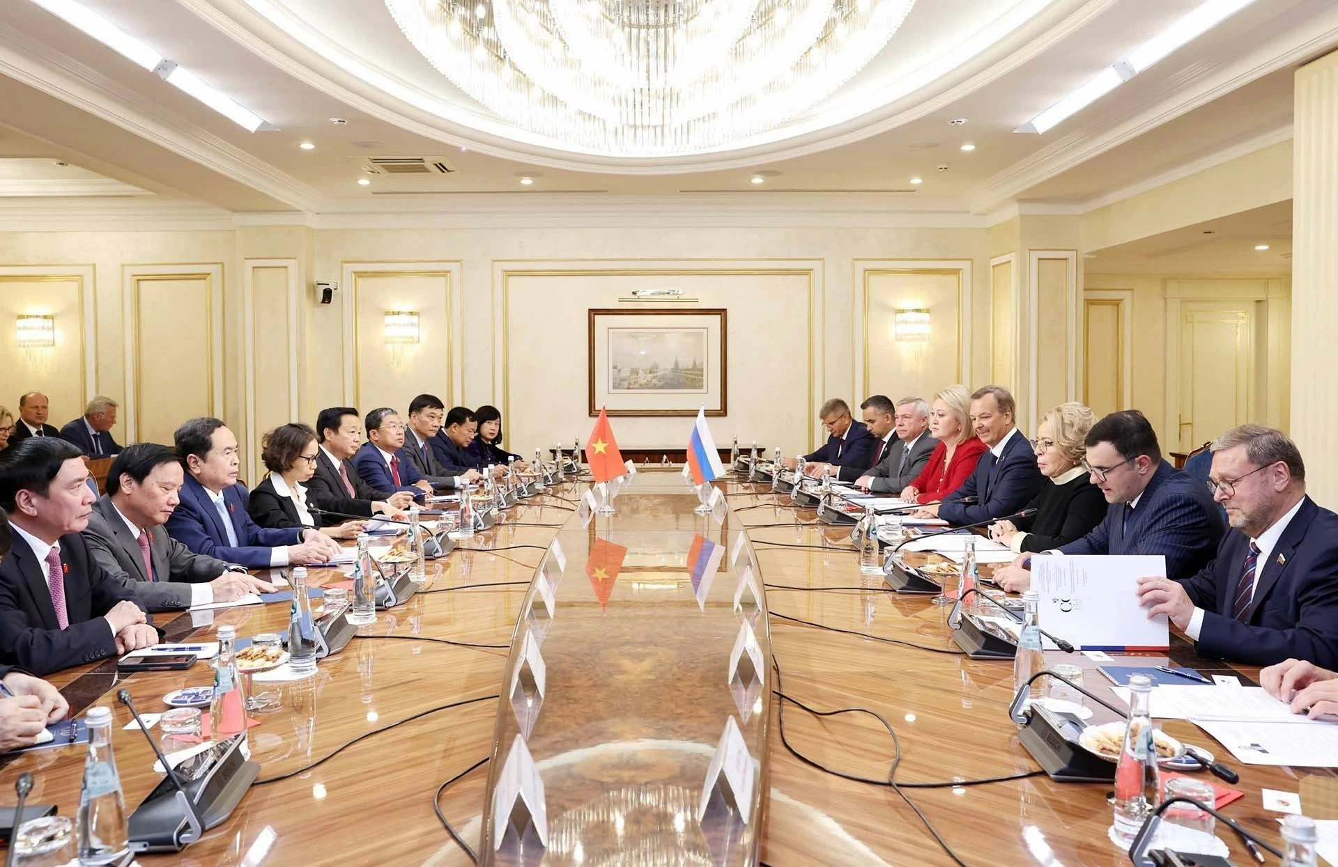 Thúc đẩy hơn nữa quan hệ Đối tác chiến lược toàn diện Việt Nam-Liên bang Nga Thúc đẩy hơn nữa quan hệ Đối tác chiến lược toàn diện Việt Nam-Liên bang Nga