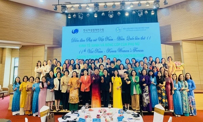 Phụ nữ Việt Nam-Hàn Quốc chia sẻ kinh nghiệm đóng góp trong phát triển kinh tế xanh Phụ nữ Việt Nam-Hàn Quốc chia sẻ kinh nghiệm đóng góp trong phát triển kinh tế xanh