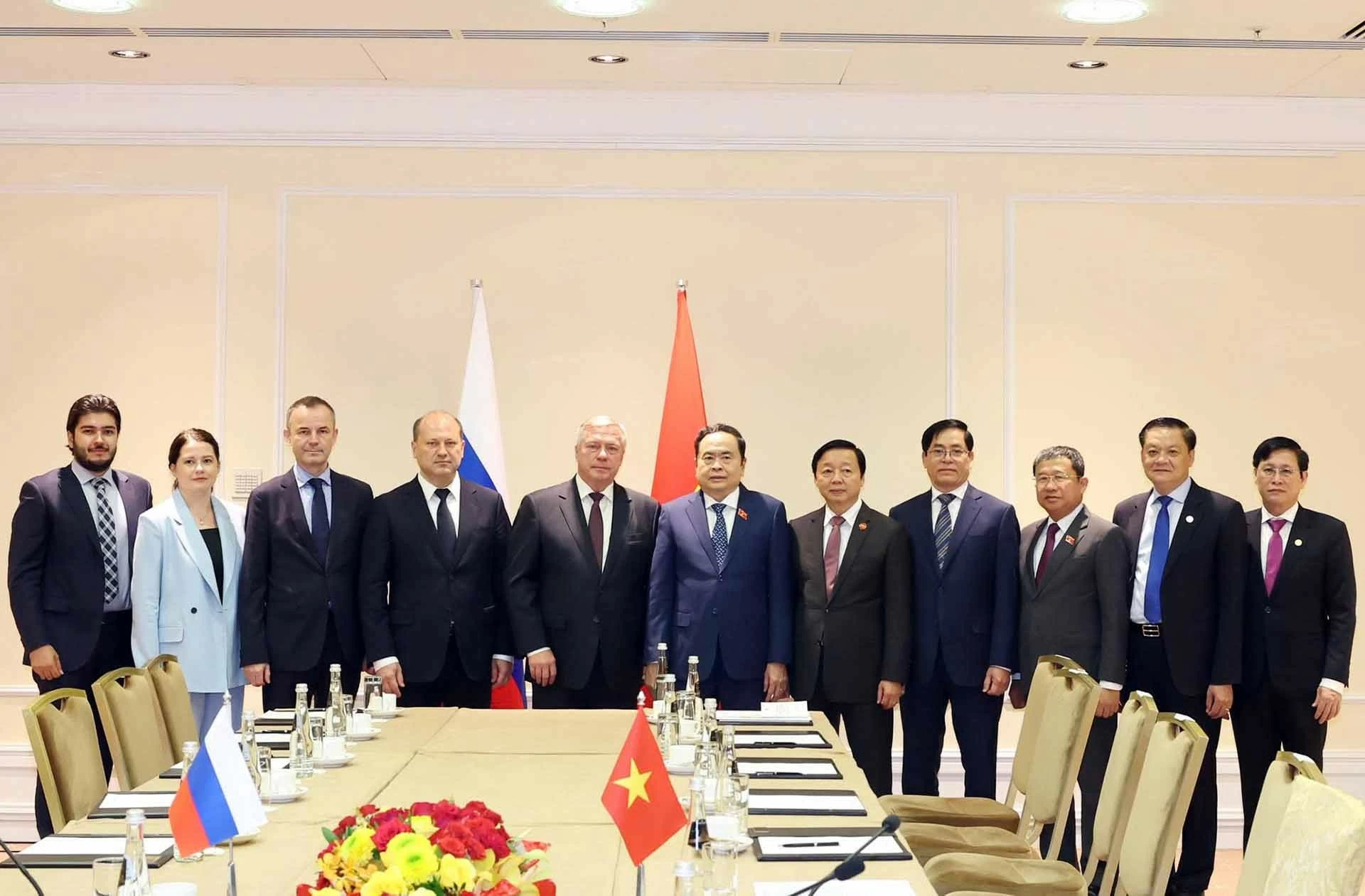 Tăng cường quan hệ hợp tác giữa tỉnh Rostov, LB Nga với các địa phương của Việt Nam Tăng cường quan hệ hợp tác giữa tỉnh Rostov, LB Nga với các địa phương của Việt Nam